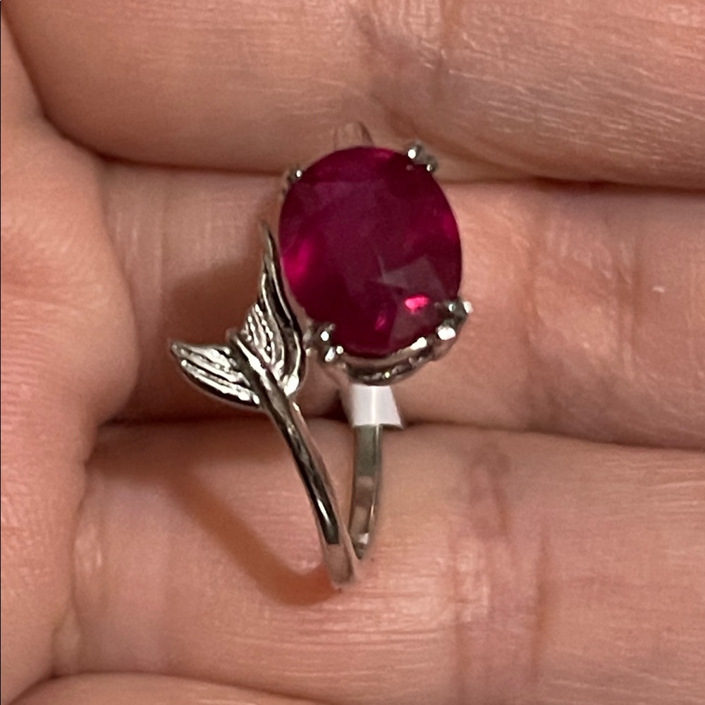 NWT Natural Ruby 7X9mm Mermaid Tail Ring Adjustable Size 7 onwards in 925 Silver